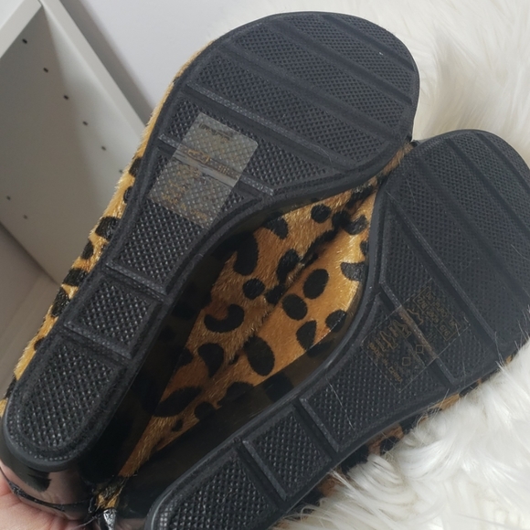 Leopard print faux fur wedge flats, new - Picture 5 of 8